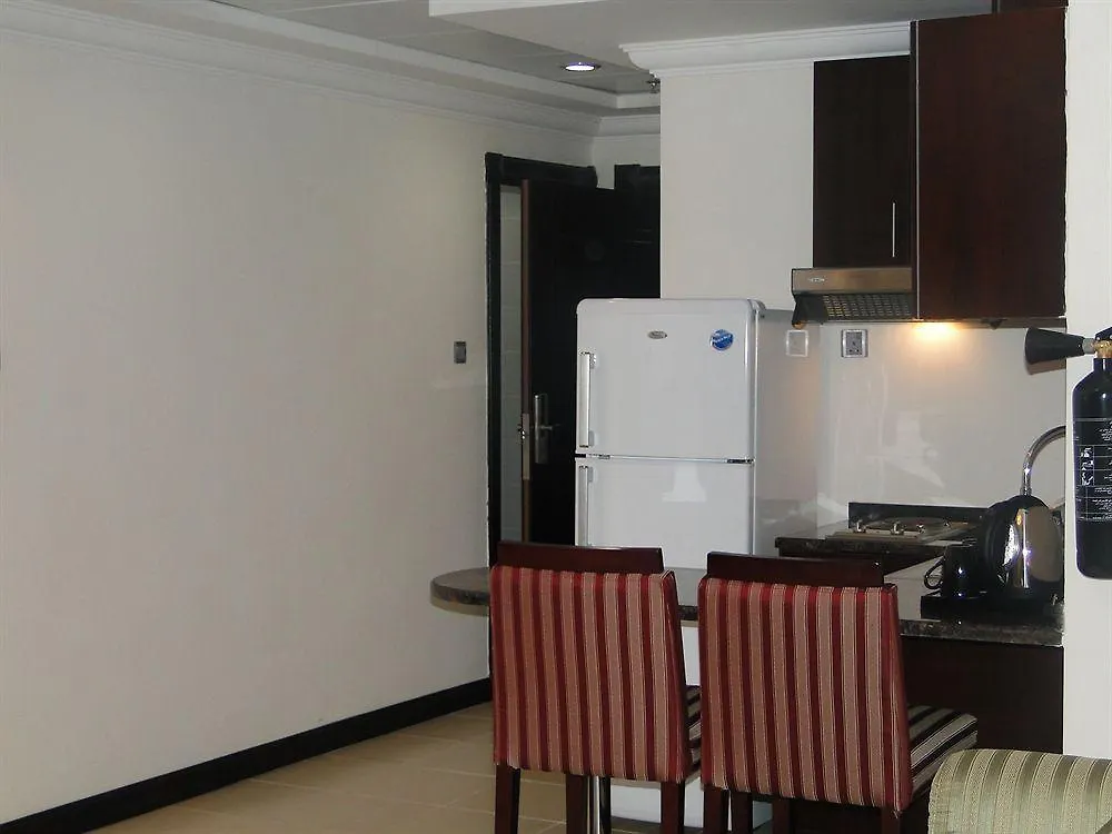 Ewan Ajman Suites Hotel 4*,